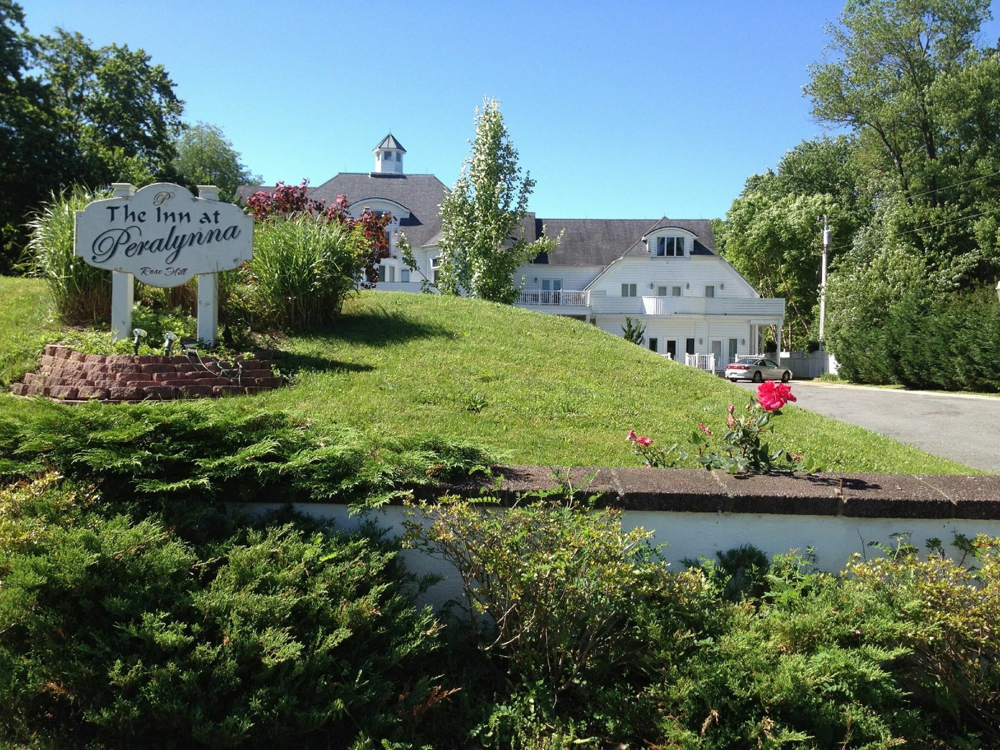 The Columbia Inn At Peralynna An Ascend Hotel Collection Buitenkant foto